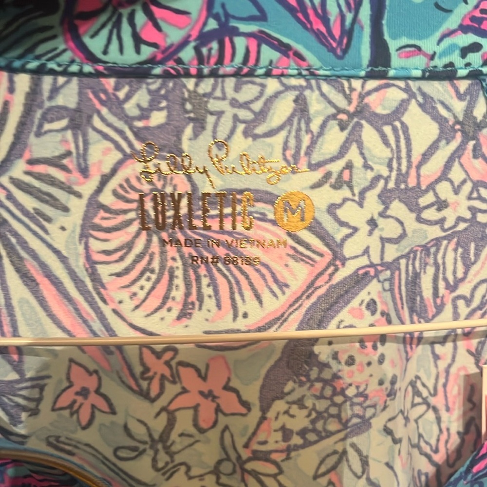 NWT Lilly Pulitzer Luxletic Justine Pullover Size M NWT - Picture 6 of 9